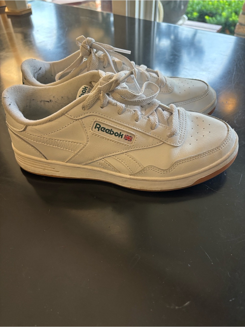 Reebok Women’s White Low-Top Sneakers size US 8